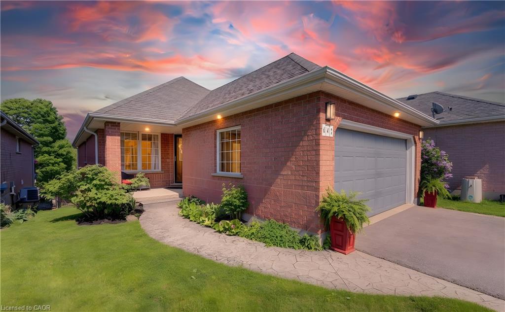 442-sandbanks-crescent-waterloo-ontario-40856276