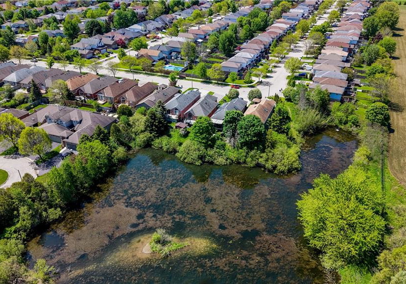 442-sandbanks-crescent-waterloo-ontario-40856276
