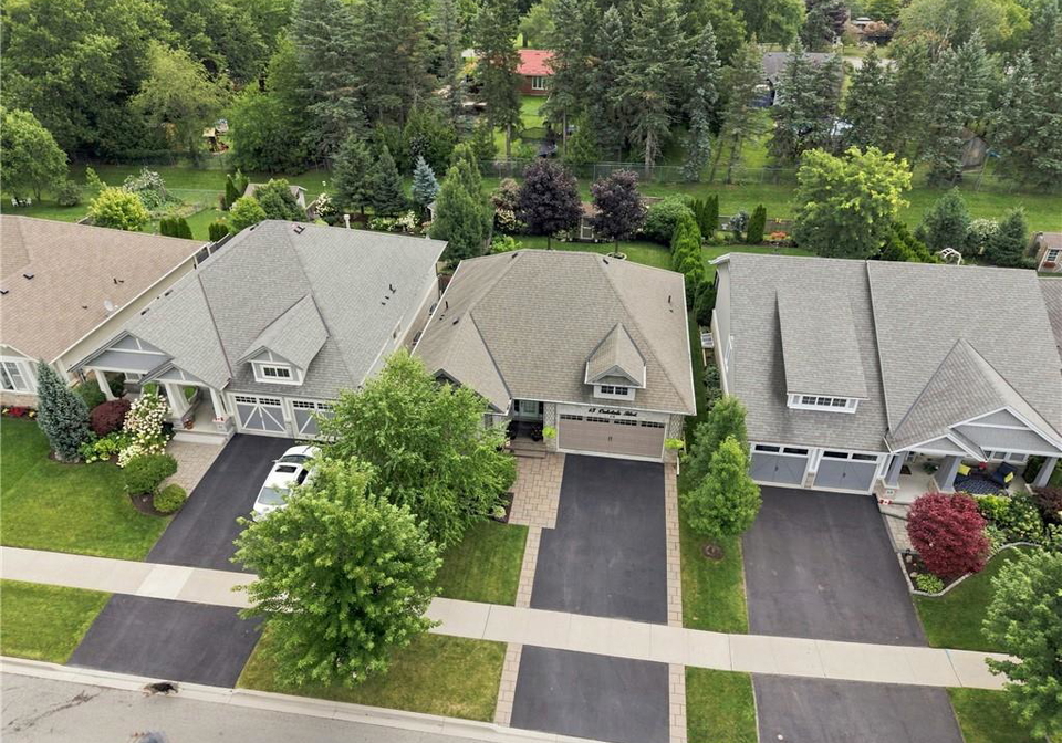 13-oakdale-boulevard-smithville-ontario-40856287