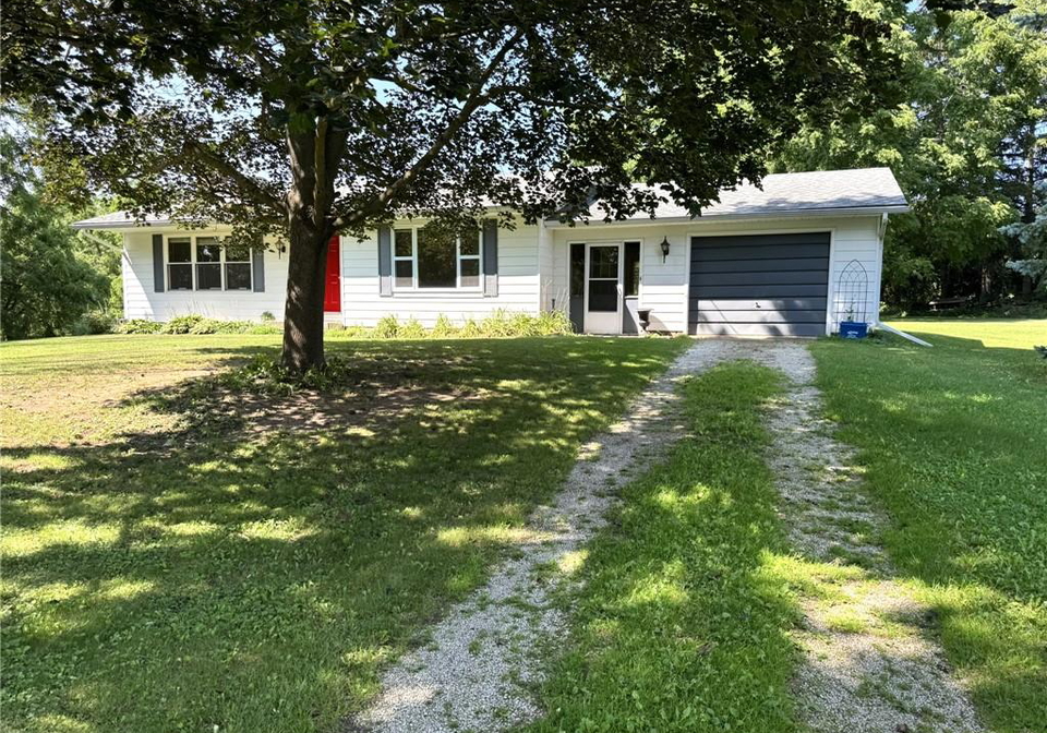 11674-fifth-line-limehouse-ontario-40856295