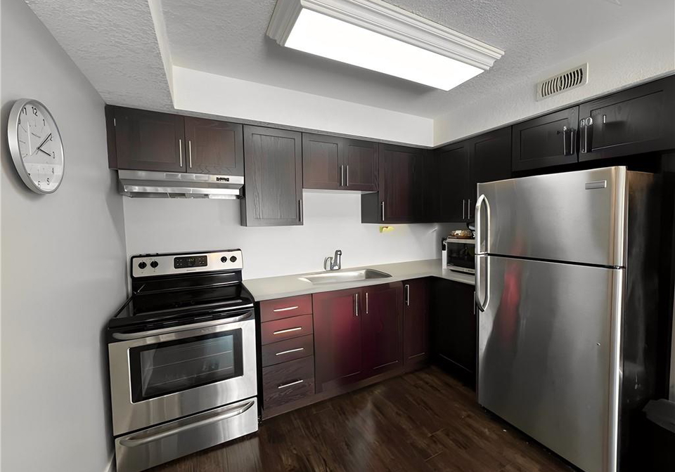 185-windale-crescent-kitchener-ontario-40856312