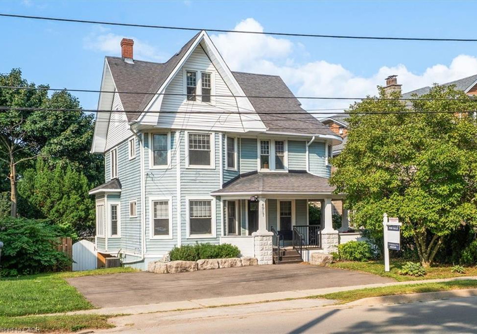 4917-king-street-e-beamsville-ontario-40856332