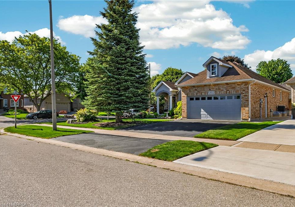 62-varley-crescent-brantford-ontario-40856358