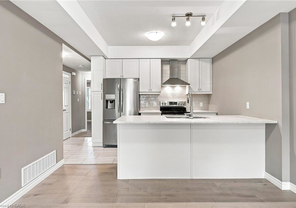 12-wheat-lane-kitchener-ontario-40856359