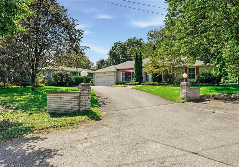 359-lark-avenue-burlington-ontario-40856370