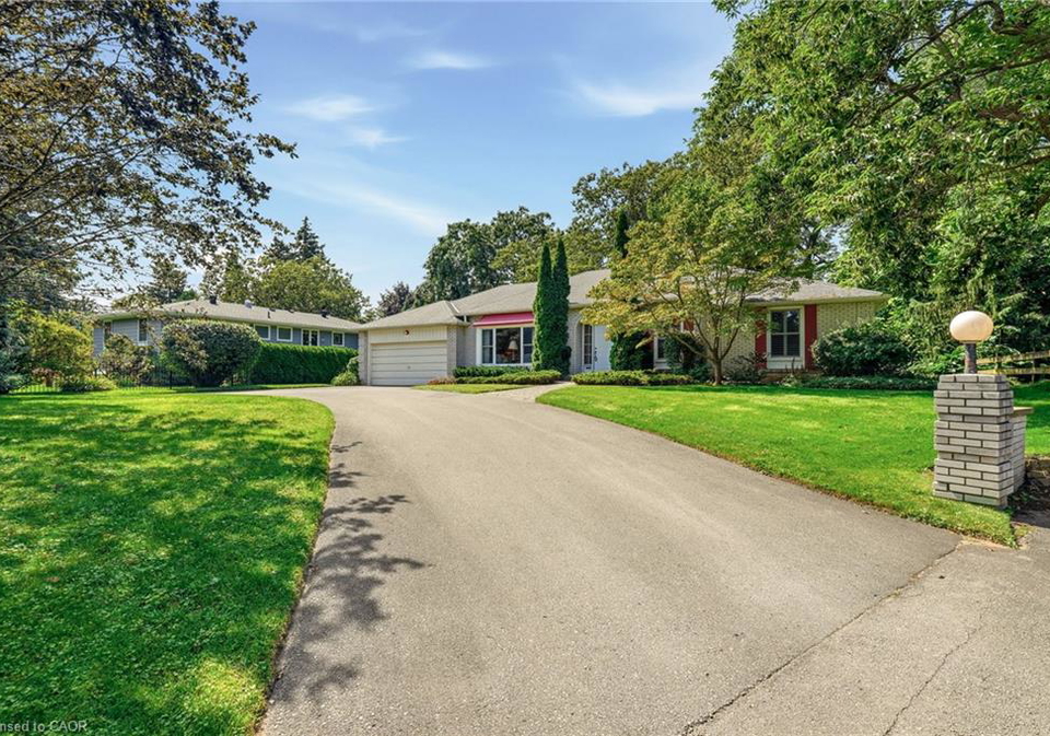 359-lark-avenue-burlington-ontario-40856370