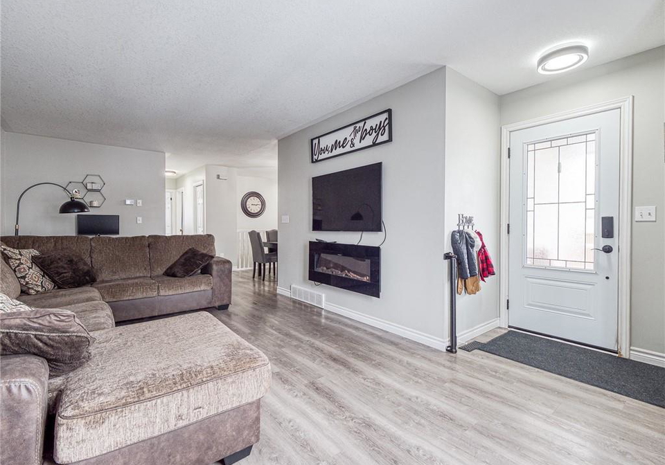 819-john-street-woodstock-ontario-40856382
