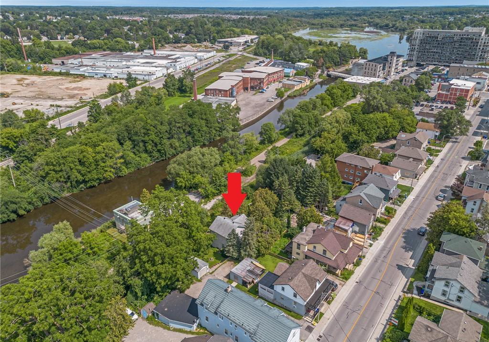 67-queen-street-w-cambridge-ontario-40856391