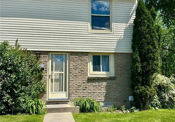 165-green-valley-drive-kitchener-ontario-40856395