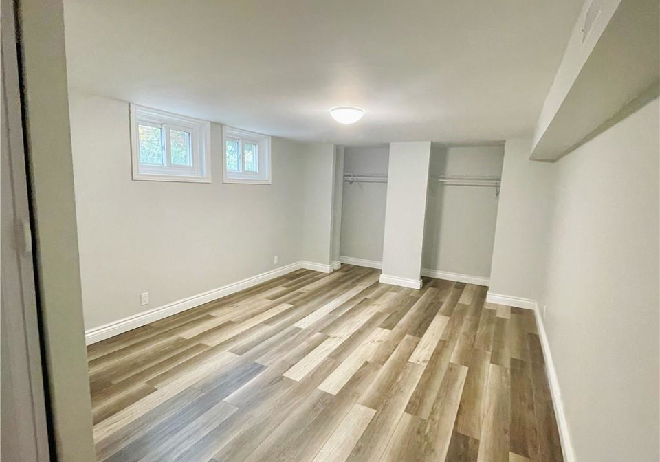 87-elgin-crescent-waterloo-ontario-40856412
