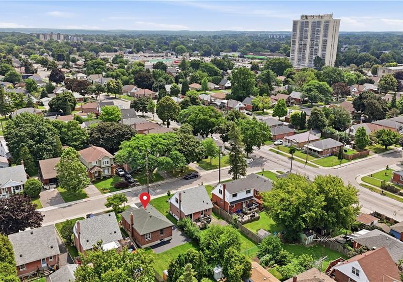 156-east-36th-street-hamilton-ontario-40856413