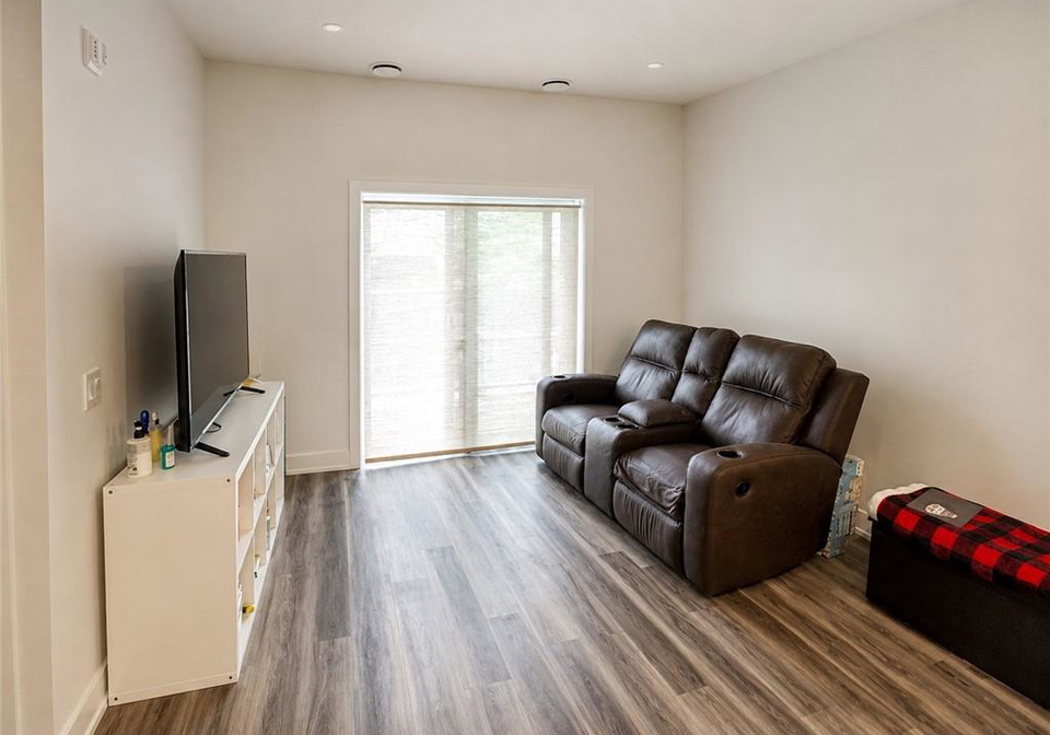 1100-lackner-place-kitchener-ontario-40856432