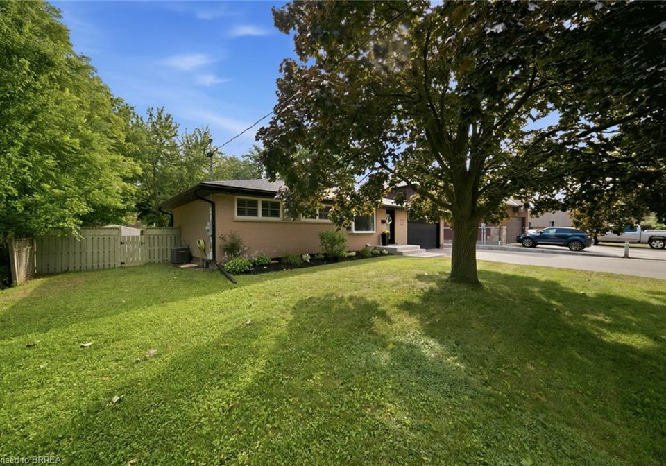 45-wayne-drive-brantford-ontario-40856465