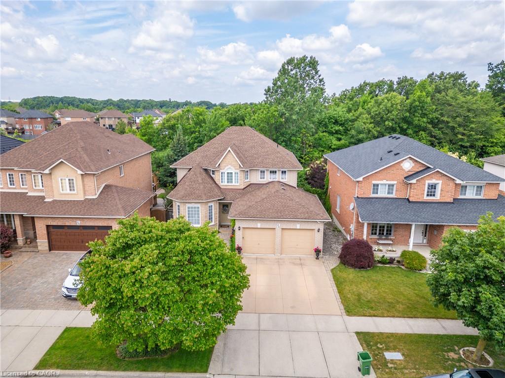 26-shadetree-crescent-stoney-creek-ontario-40856469