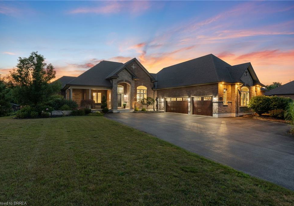 13-wingrove-woods-brantford-ontario-40856478