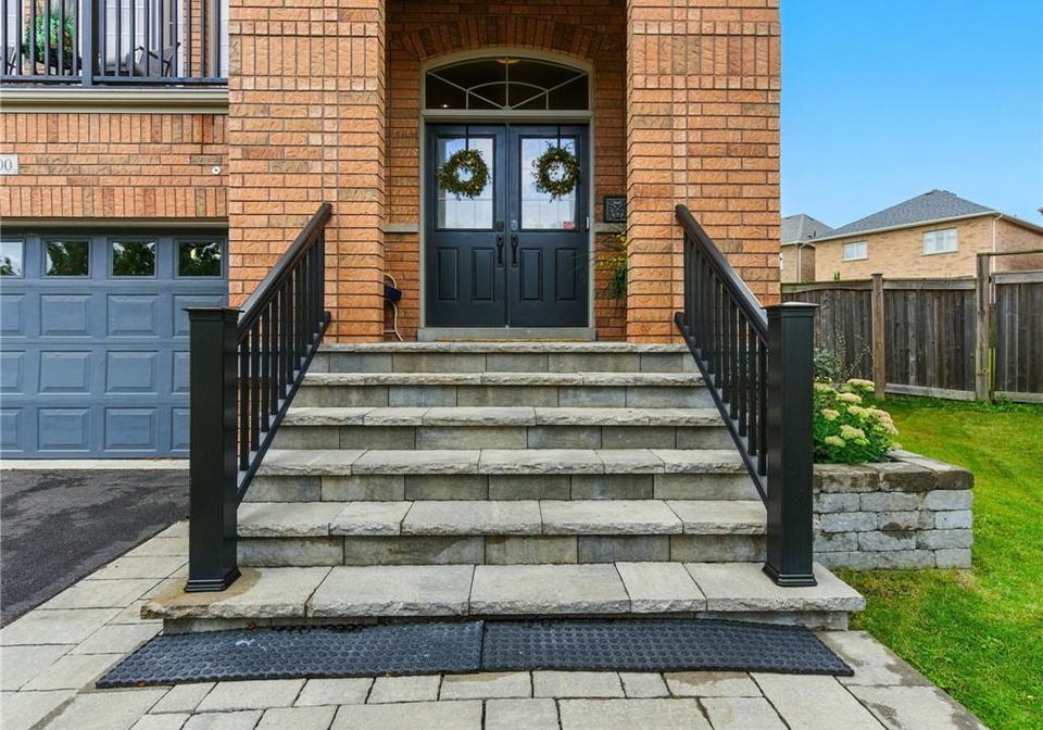 200-giddings-crescent-milton-ontario-40856515