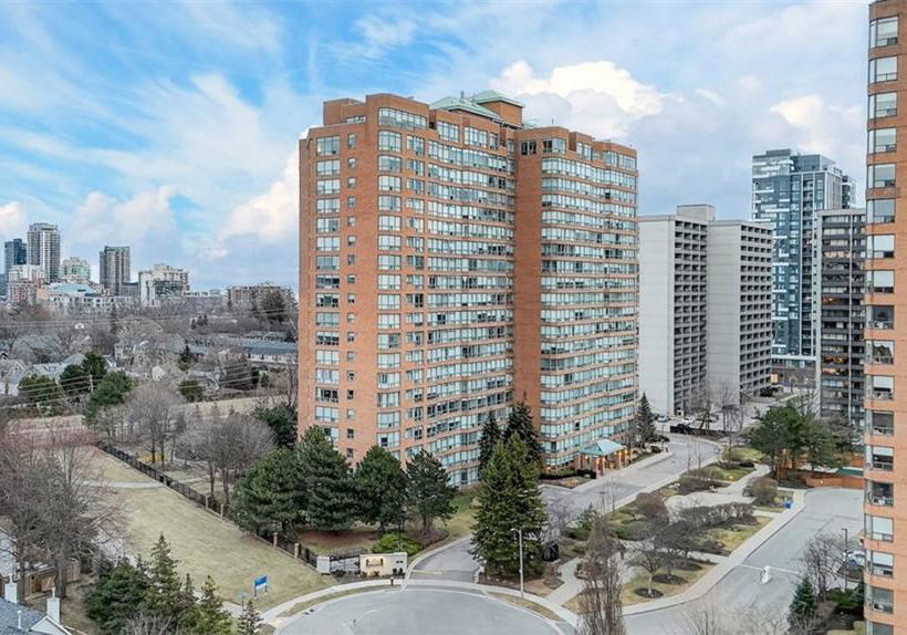 1276-maple-crossing-boulevard-burlington-ontario-40856517