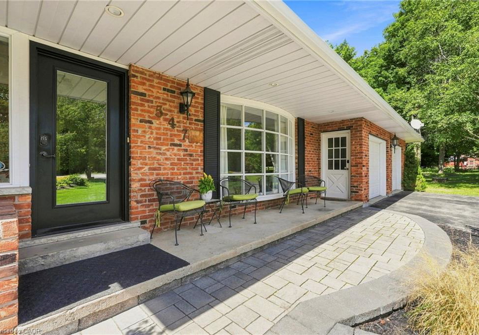 547-concession-11-e-freelton-ontario-40856539