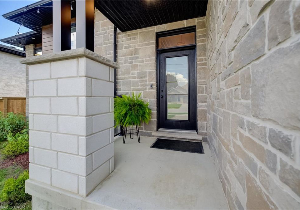 430-wellington-street-e-mount-forest-ontario-40856540