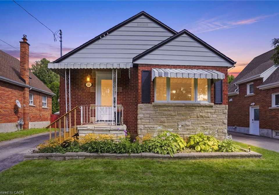 111-sharon-avenue-hamilton-ontario-40856553