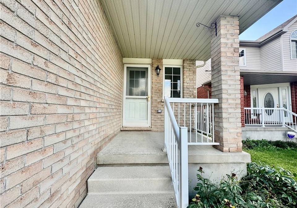 56-lena-crescent-cambridge-ontario-40856556
