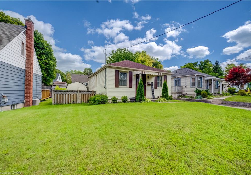 34-st-clair-avenue-kitchener-ontario-40856568