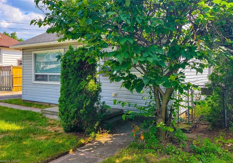 92-munn-street-hamilton-ontario-40856569