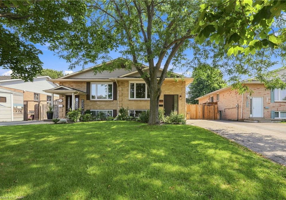 4533-carriage-road-lincoln-ontario-40856596