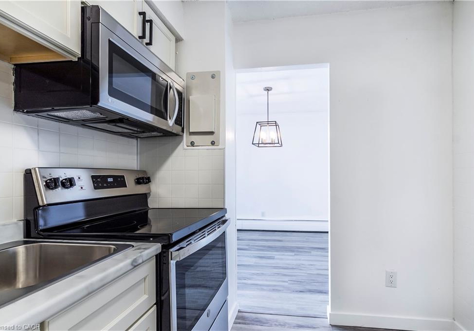 975-warwick-court-burlington-ontario-40856631