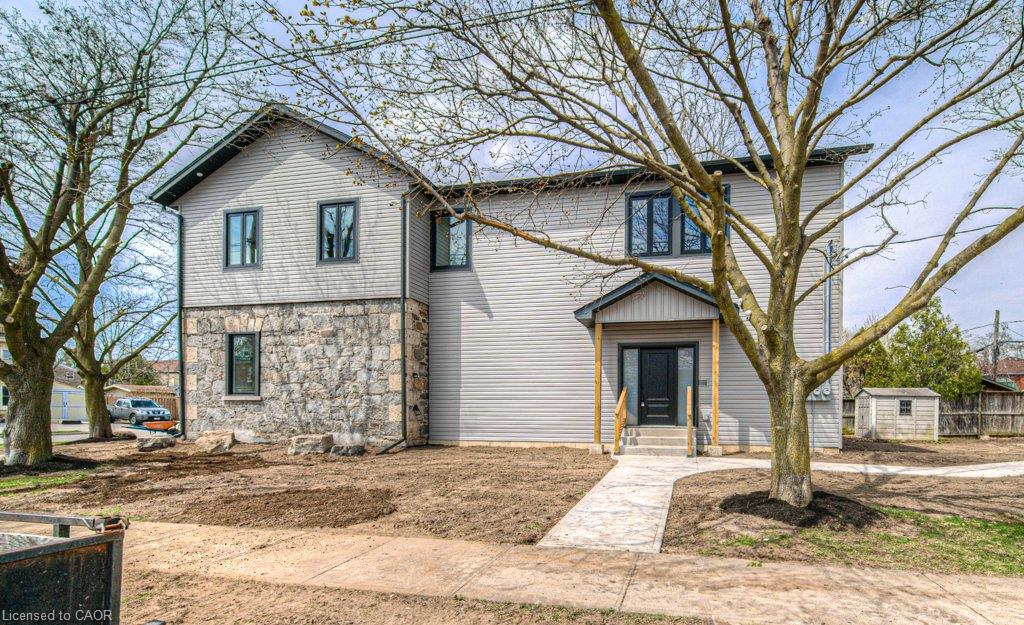 1-bond-street-cambridge-ontario-40856633