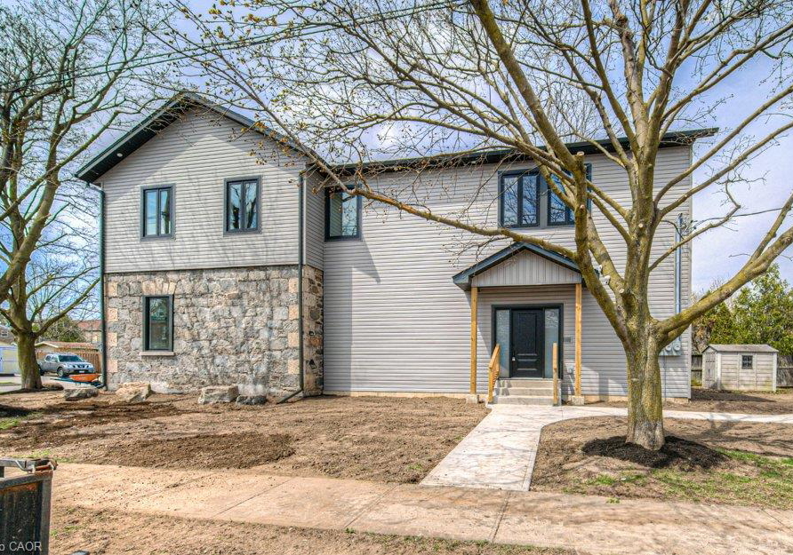 1-bond-street-cambridge-ontario-40856633