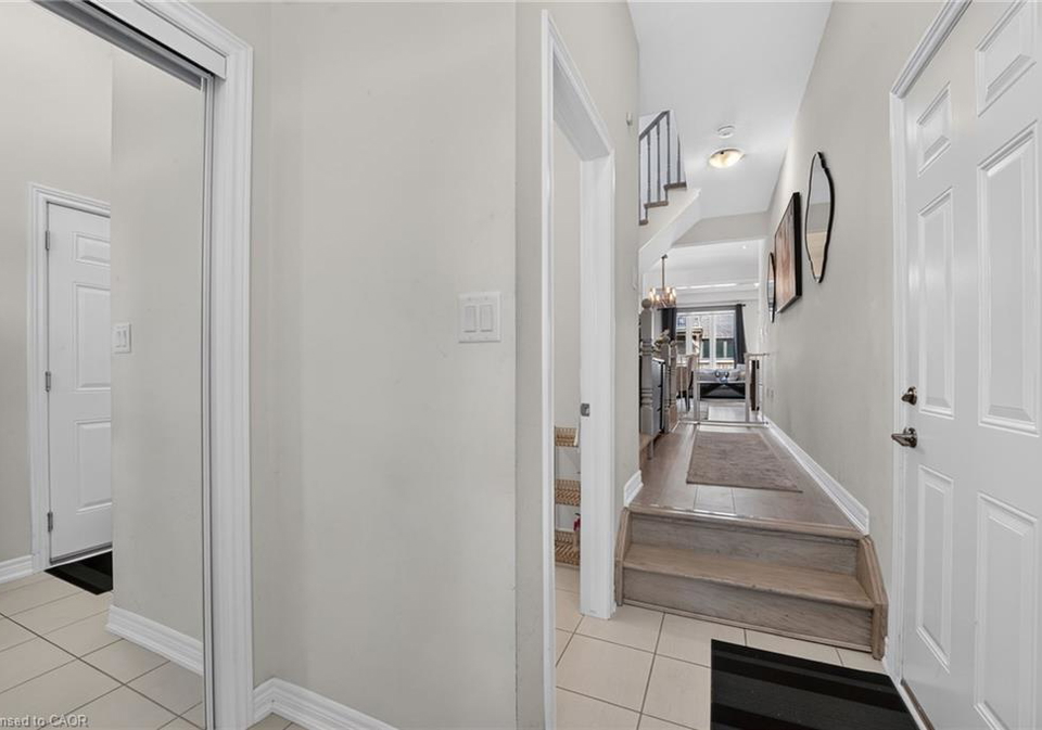 19-willow-lane-stoney-creek-ontario-40856672