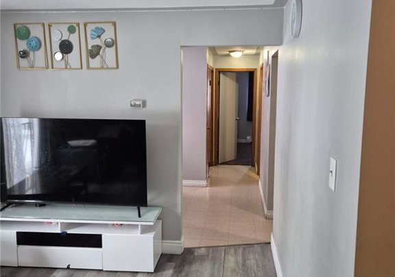 76-brybeck-crescent-kitchener-ontario-40856673