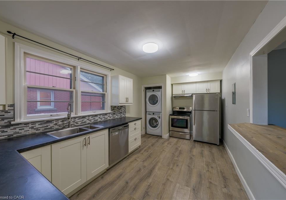 244-upper-paradise-road-hamilton-ontario-40856685