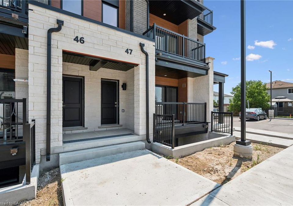 525-erinbrook-drive-kitchener-ontario-40856706
