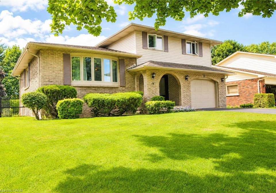 14-berkley-crescent-simcoe-ontario-40856710
