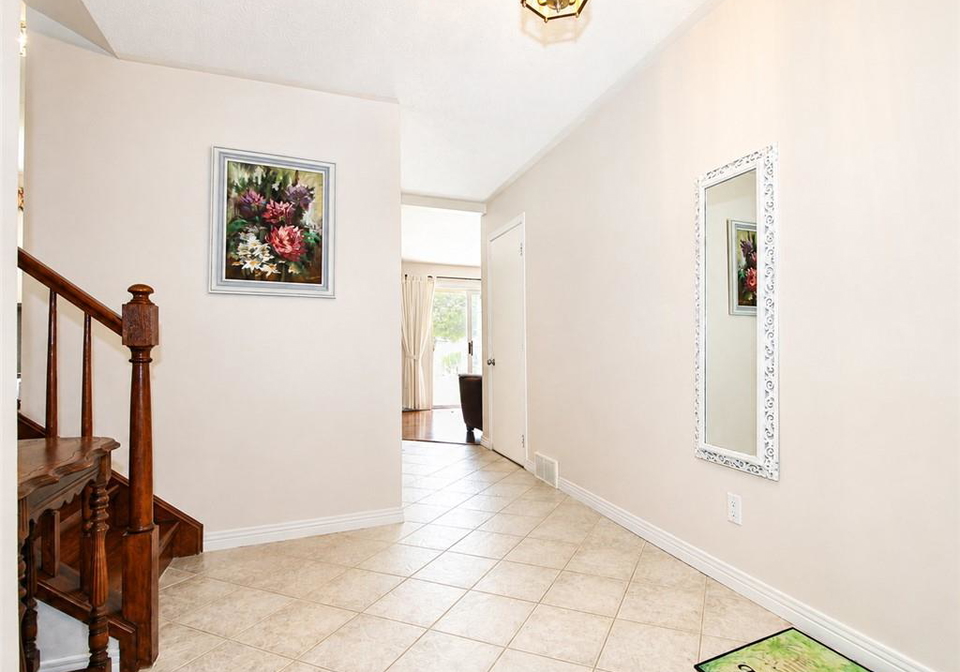 14-berkley-crescent-simcoe-ontario-40856710