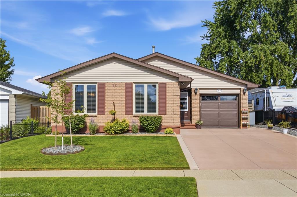 10-macatee-place-cambridge-ontario-40856715