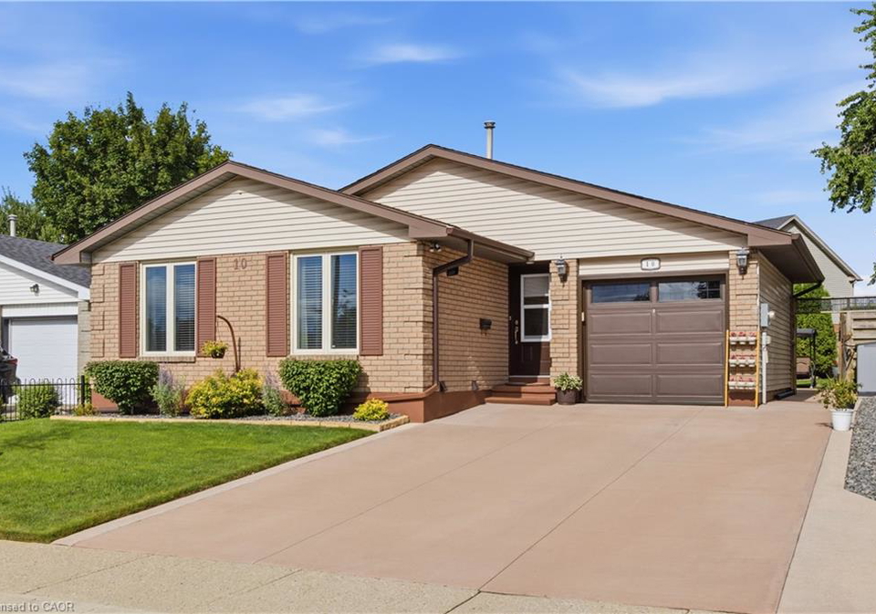 10-macatee-place-cambridge-ontario-40856715