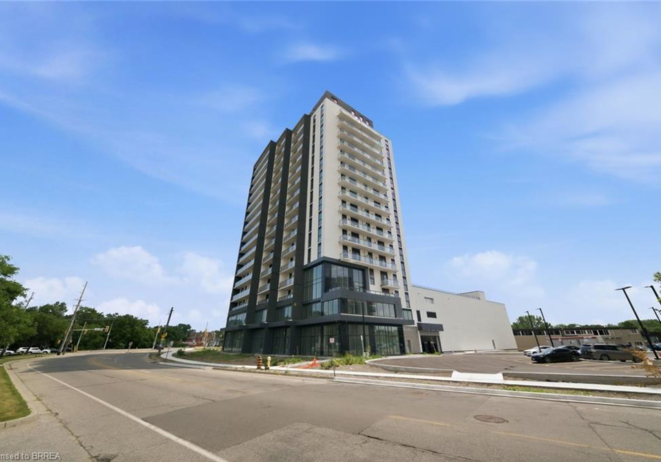33-erie-avenue-brantford-ontario-40856749