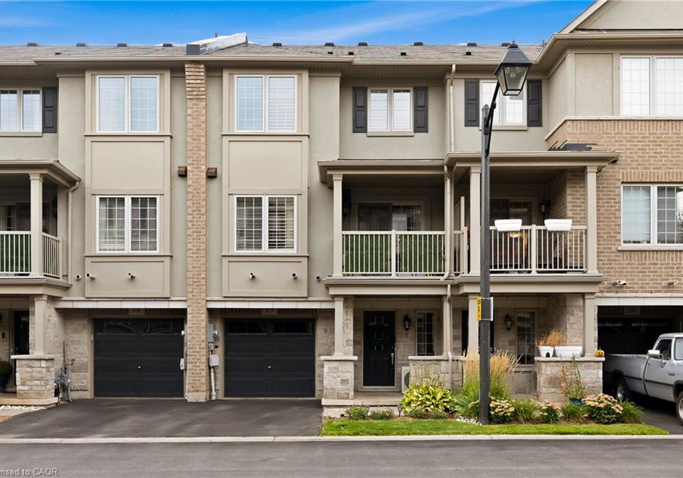 215-dundas-street-e-waterdown-ontario-40856775