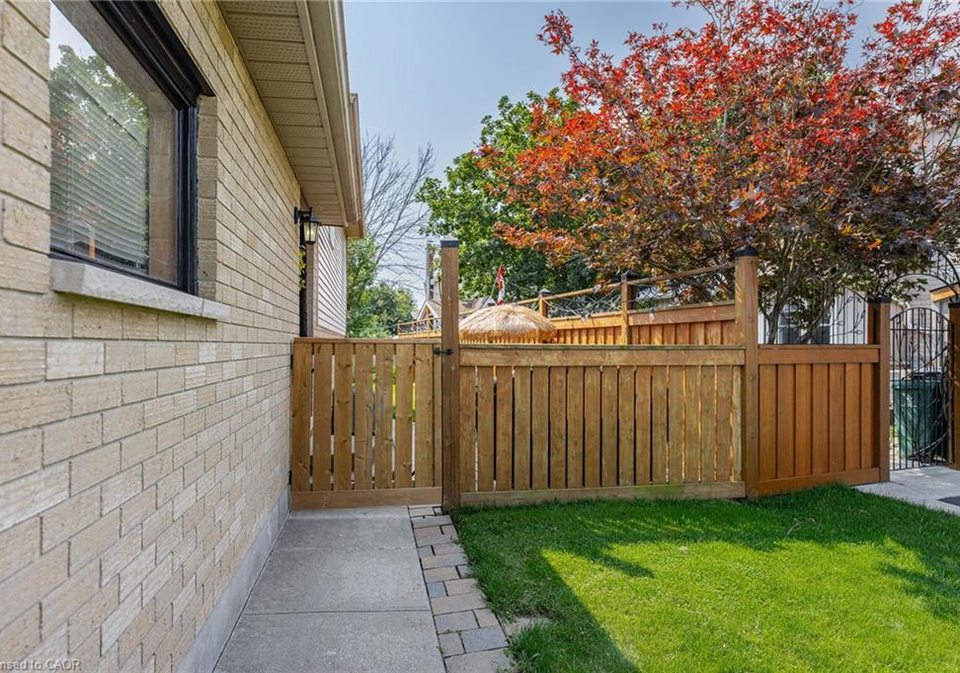 37-sandalwood-drive-cambridge-ontario-40856779