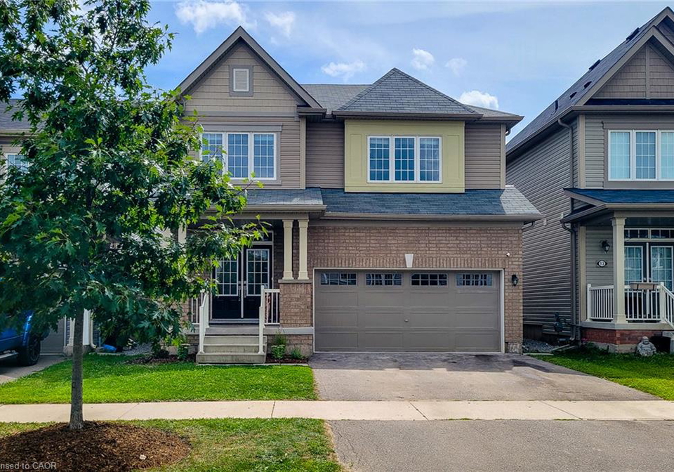 11-esther-crescent-thorold-ontario-40856788