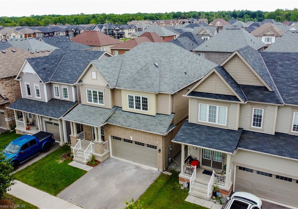 11-esther-crescent-thorold-ontario-40856788