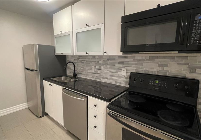 69-east-main-street-welland-ontario-40856789