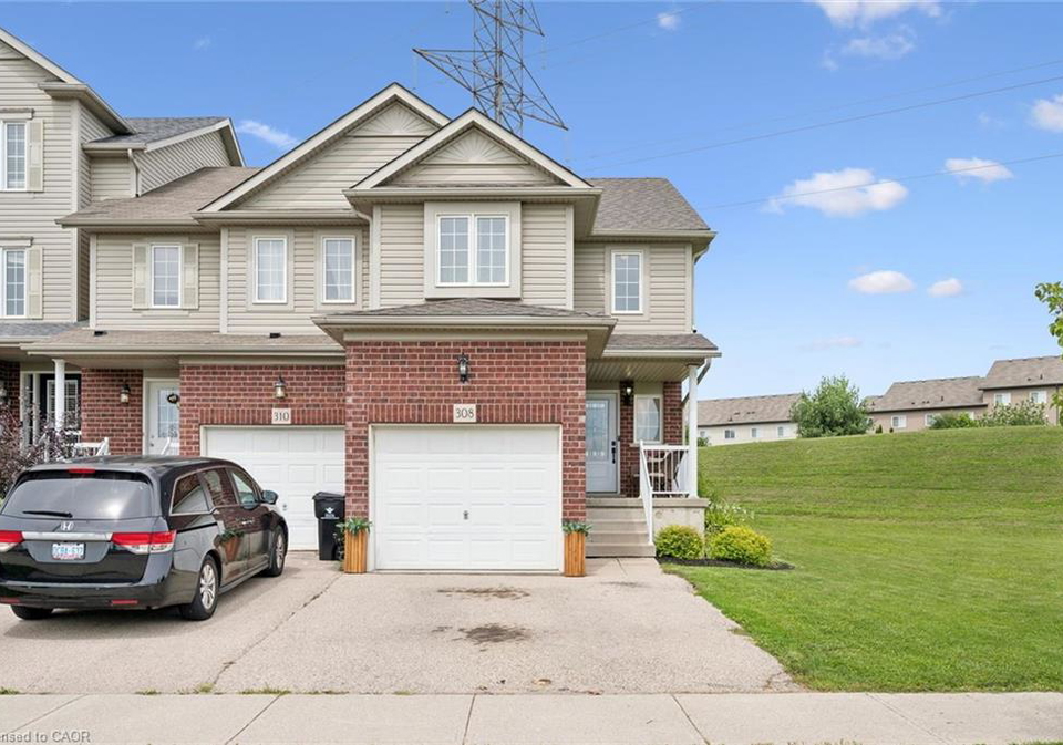308-parkvale-drive-kitchener-ontario-40856795