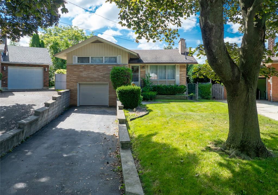 20-keen-court-hamilton-ontario-40856798