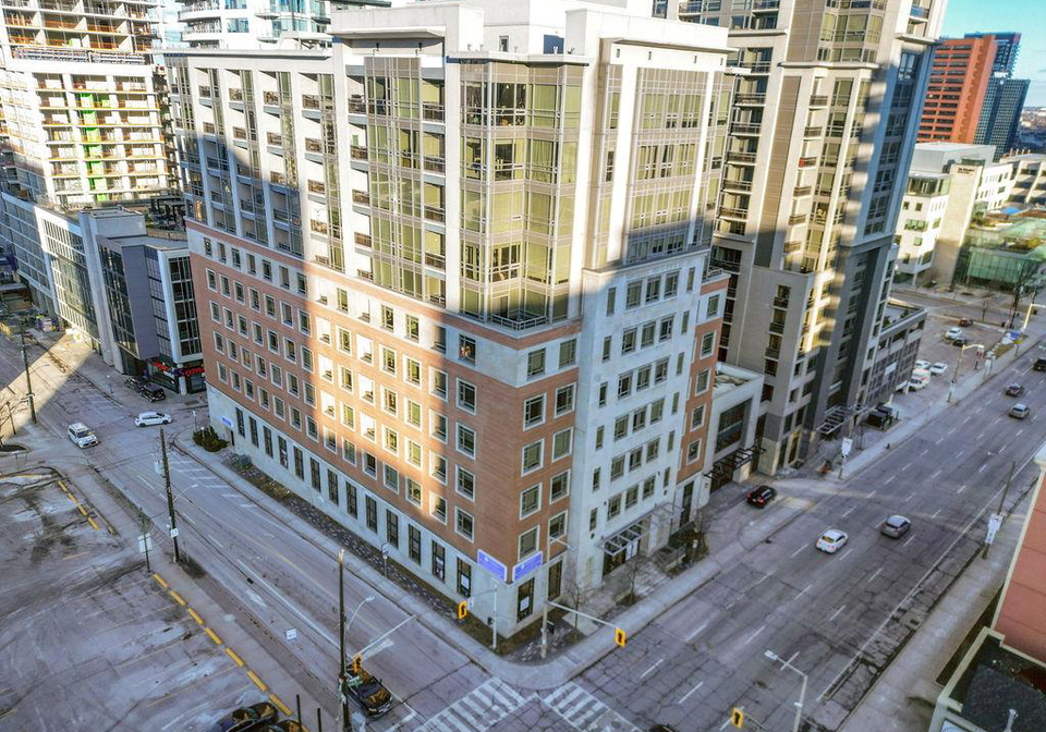 150-main-street-w-hamilton-ontario-40856817