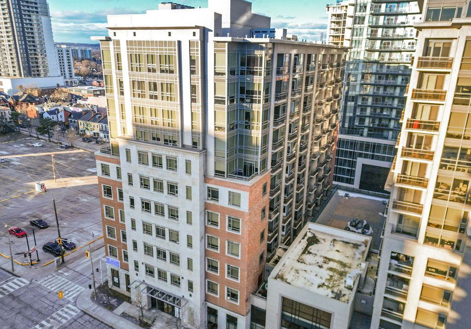 150-main-street-w-hamilton-ontario-40856817