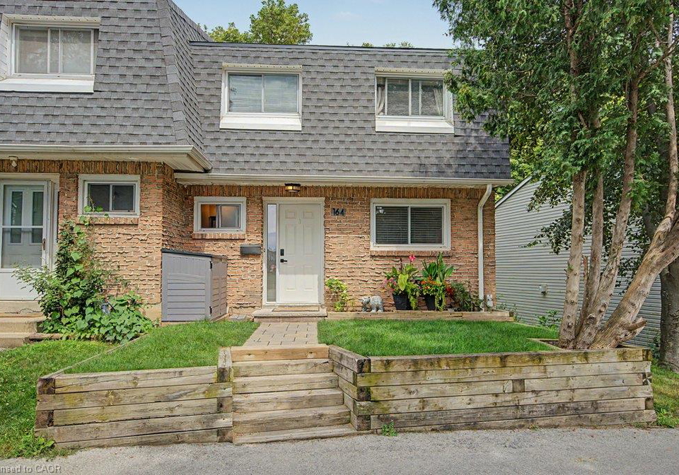 2050-upper-middle-road-burlington-ontario-40856821